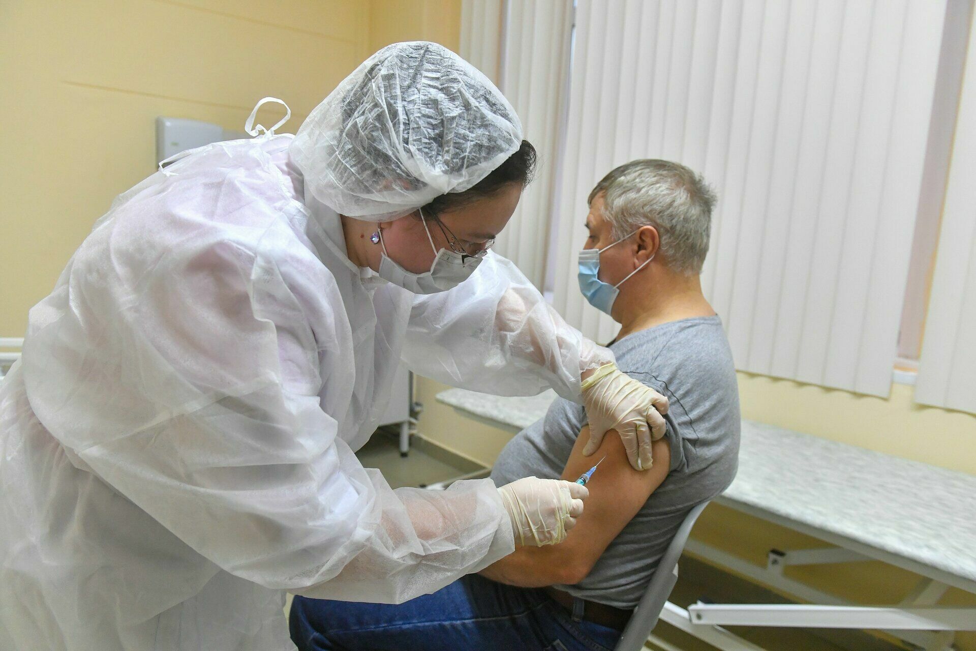In the Khabarovsk Territory, pensioners will get to be paid for vaccination