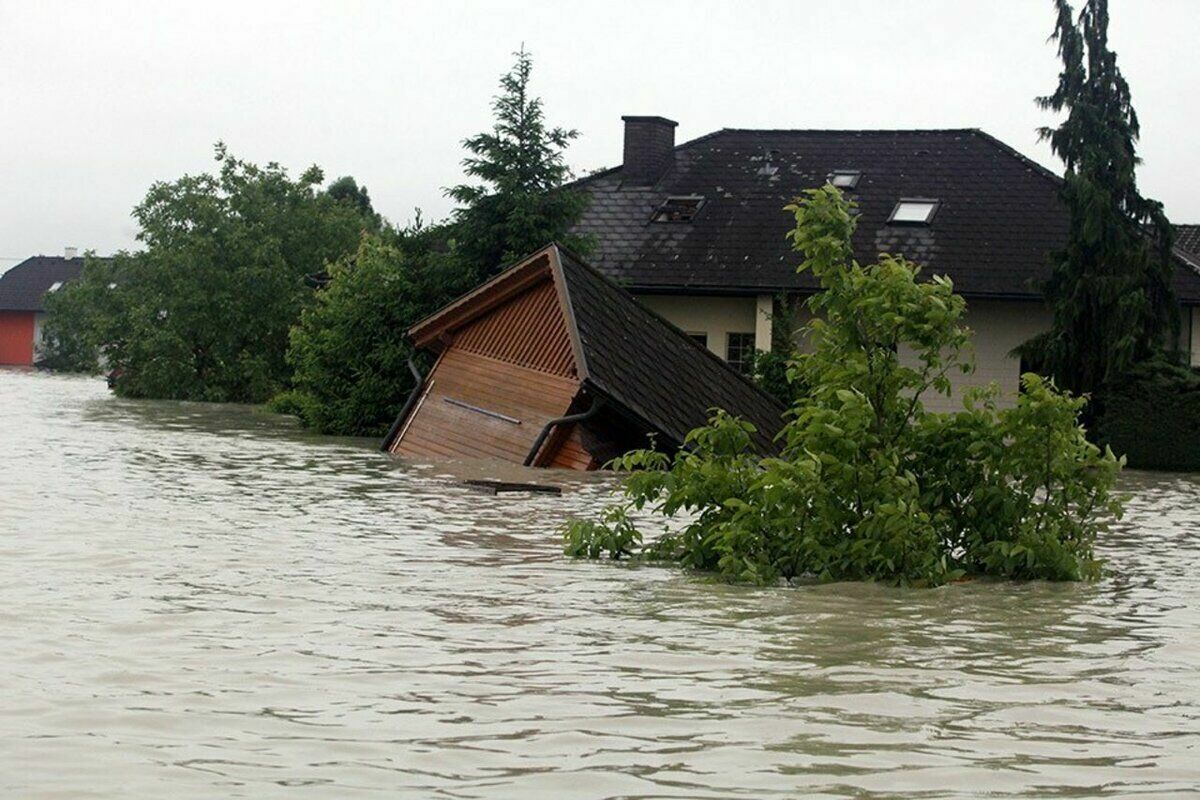 Floods in Russia and in the world: what are they connected with and what damage they caused