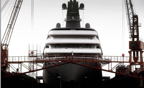 "Really overwhelming": Experts Evaluated Abramovich's New Yacht