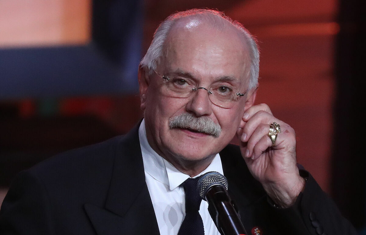 Nikita Mikhalkov accused the All-Russian State Television and Radio Broadcasting Company leadership of censorship