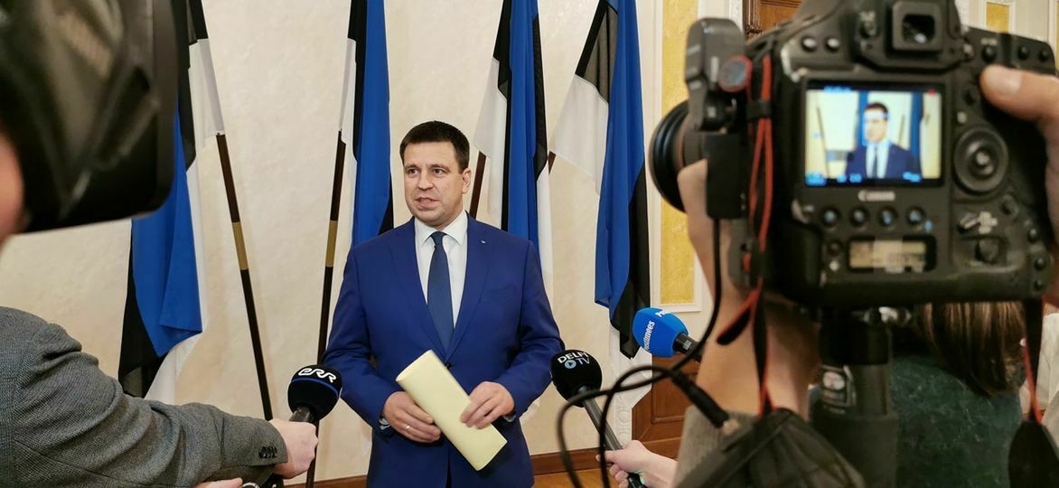 Estonian Prime Minister resigns after corruption scandal