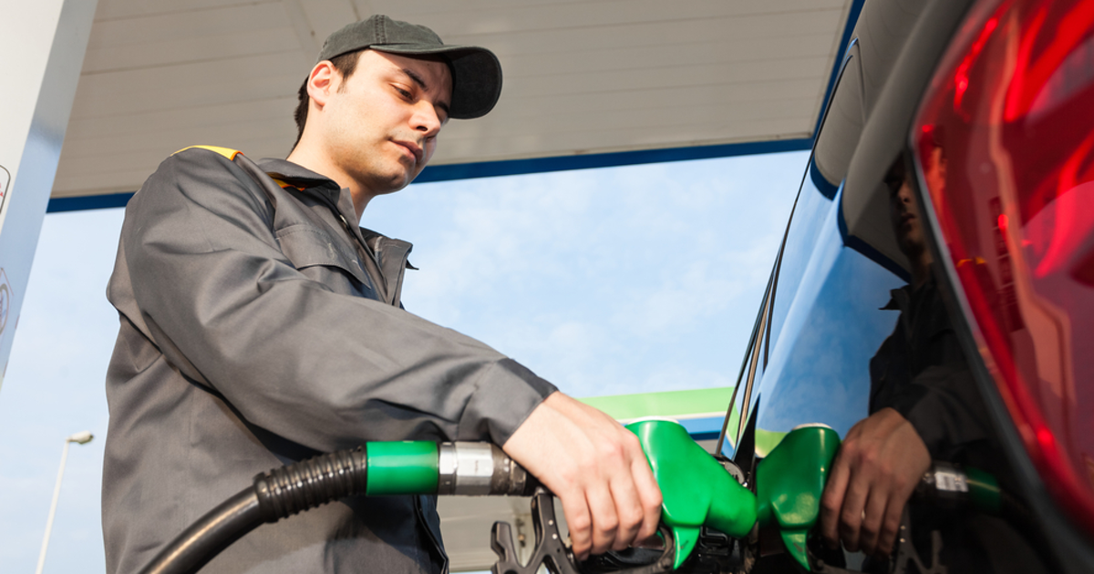 In conditions of the self-isolation Russians bought 60% less gasoline