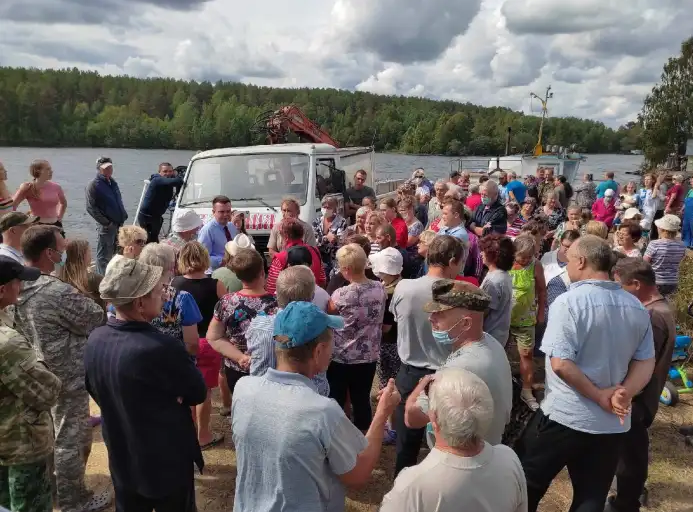 Water or fish: in Karelia people are fighting against a trout farm with a referendum