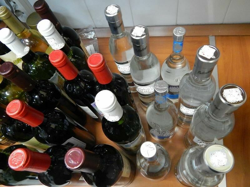 Round-the-clock alcohol delivery has received increased demand in Russia