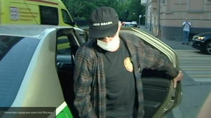 Blood on the airbag. Examination proved that Yefremov was driving during an accident