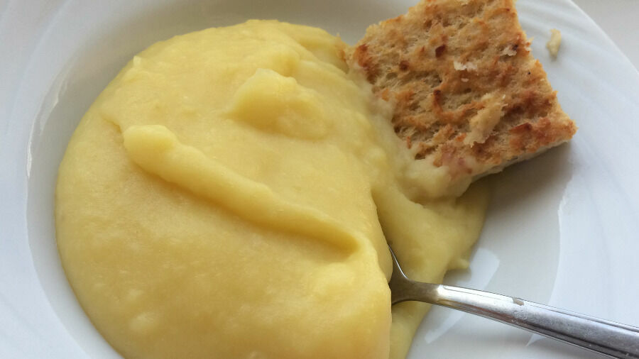 Mashed potatoes and fish cutlet.