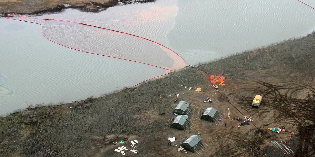 Vladimir Putin announced emergency after oil spill in Norilsk