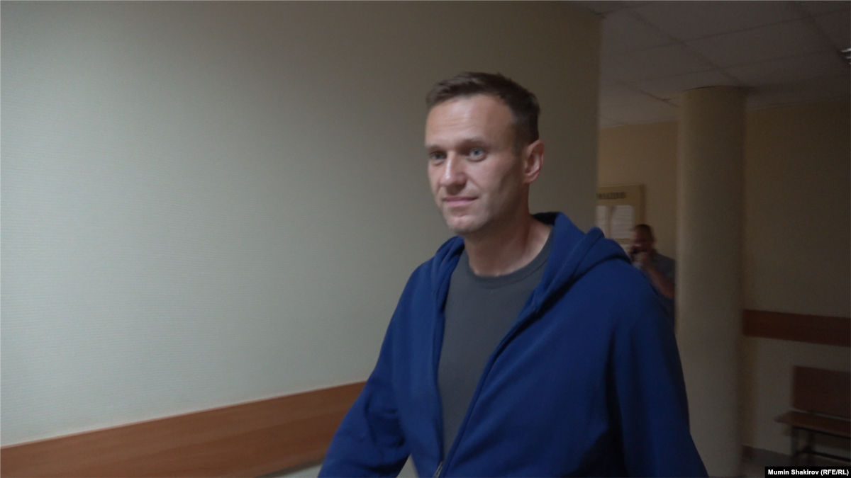 Omsk Ministry of Health stated that Navalny's clothes were handed over to the investigators