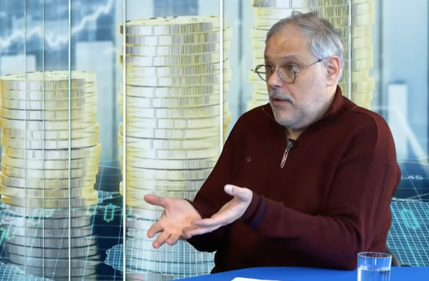 Mikhail Khazin: "Russia can return to the red global project"