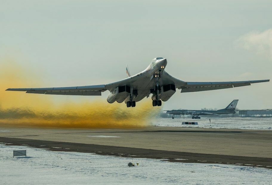 Chances are real, but there are only few: whether the strategic bomber TU-160M2 will catch the air
