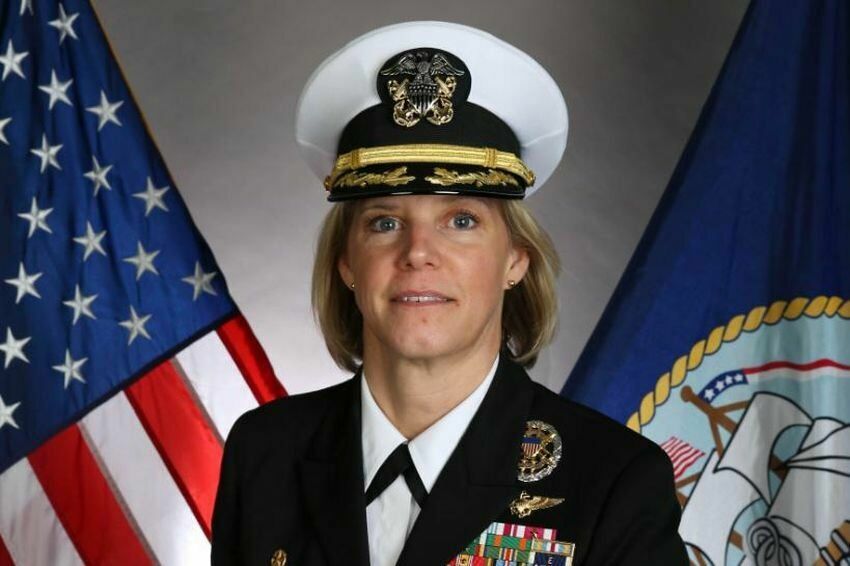 For the first time in the United States, a woman became the commander of a nuclear aircraft carrier