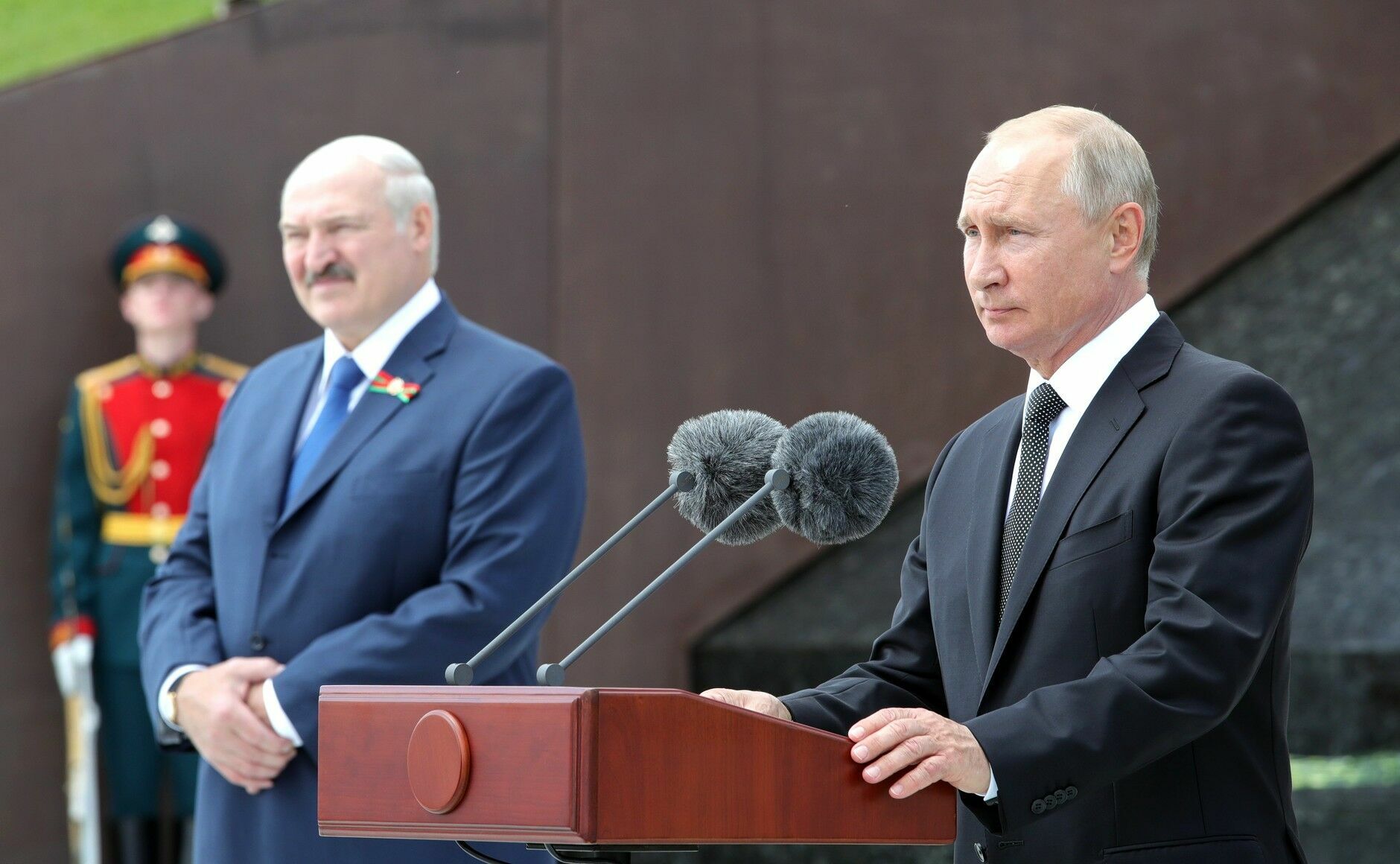 Alexander Lukashenko is preparing to meet with Vladimir Putin on May 28