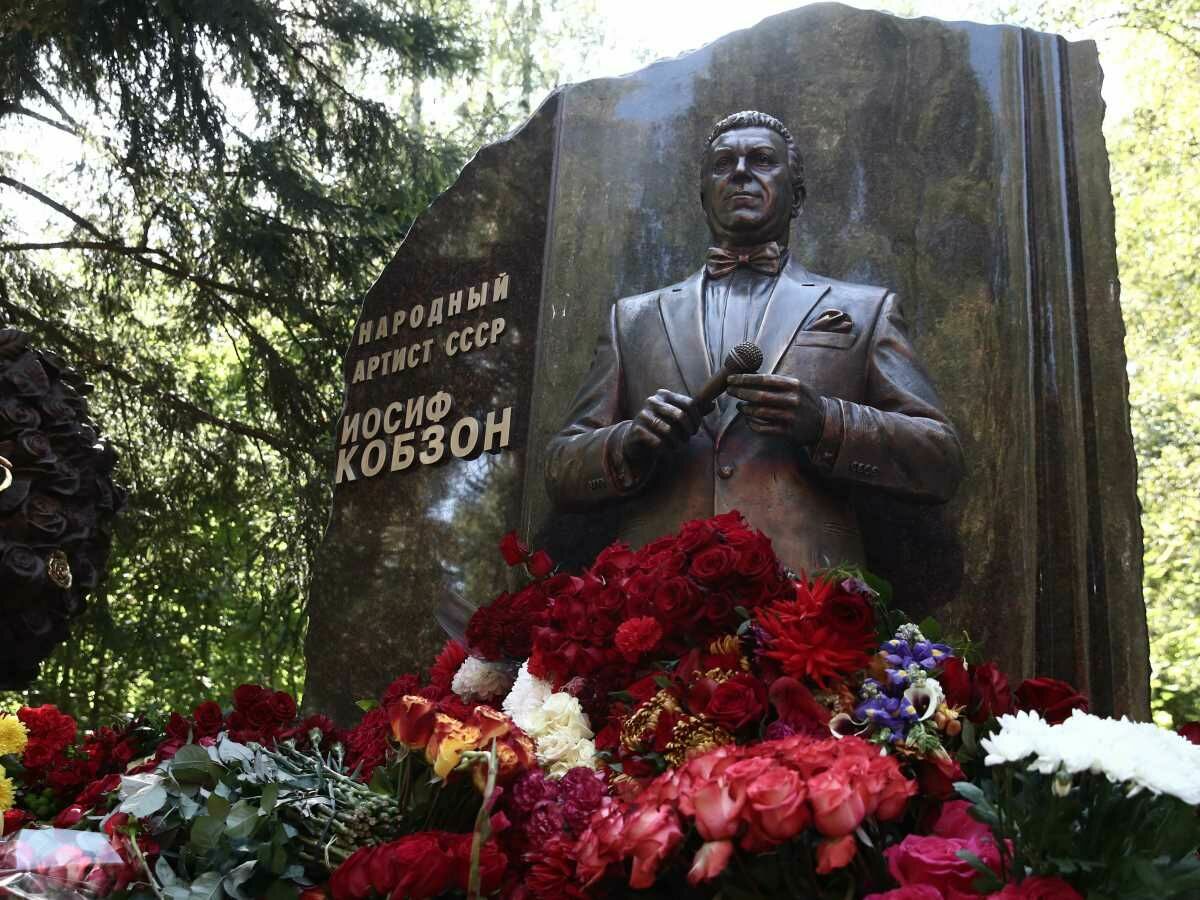 Moscow City Hall will spend 45 million rubles on a monument to Kobzon