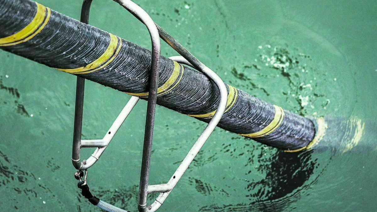 China will lay its own underwater Internet cable that will connect East and West