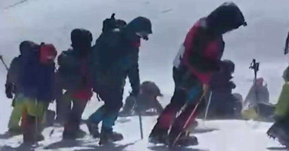 Five climbers died on Elbrus