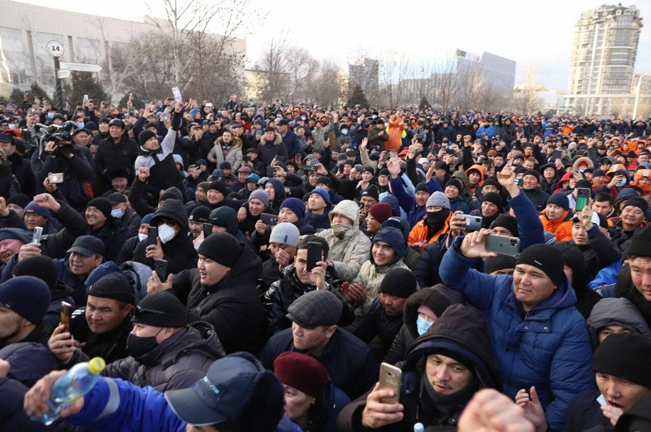 Residents of Kazakhstan achieved lower gas prices at rallies