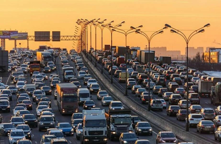 Russian megacities froze in traffic jams