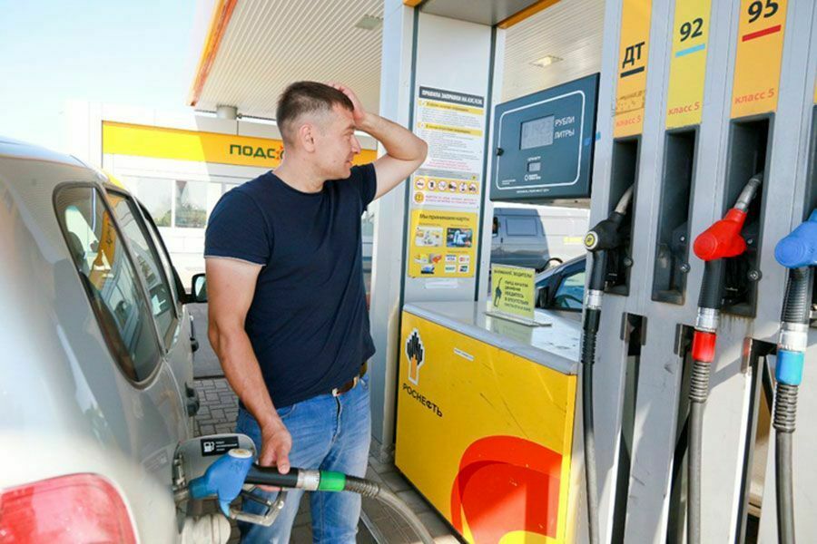 Plus 8 percent: what's behind the rise in fuel prices