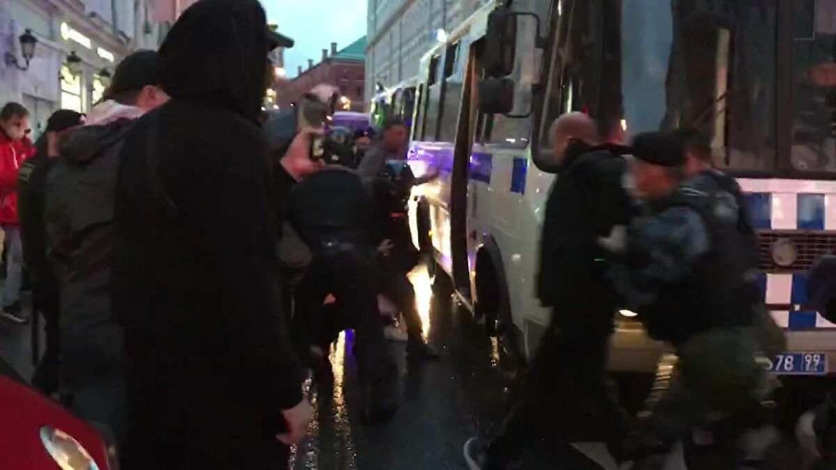 More than hundred people were detained in Moscow during the protest act against the amendments to the Constitution