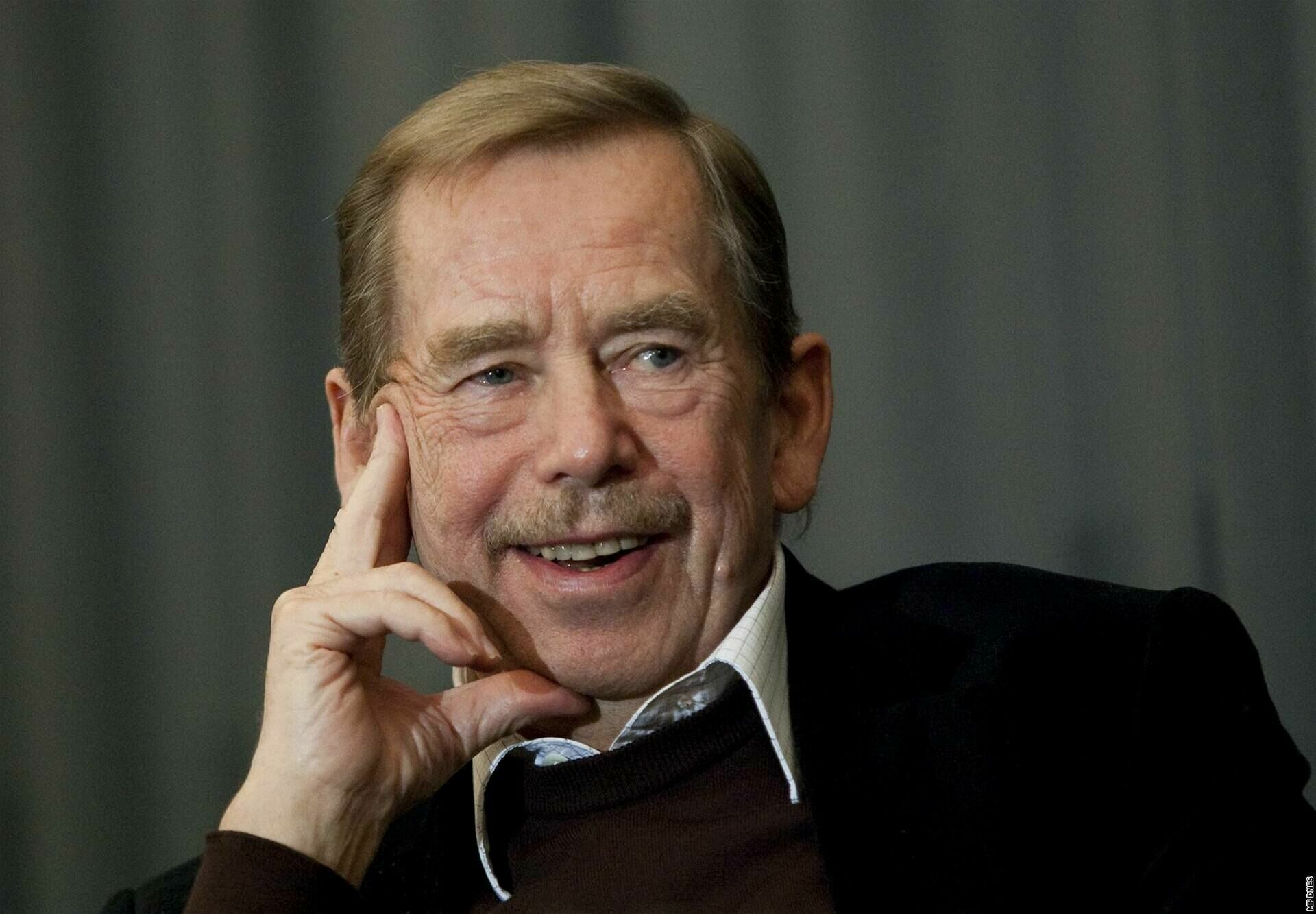 From the dissidents to the presidents: a book about Vaclav Havel has been published