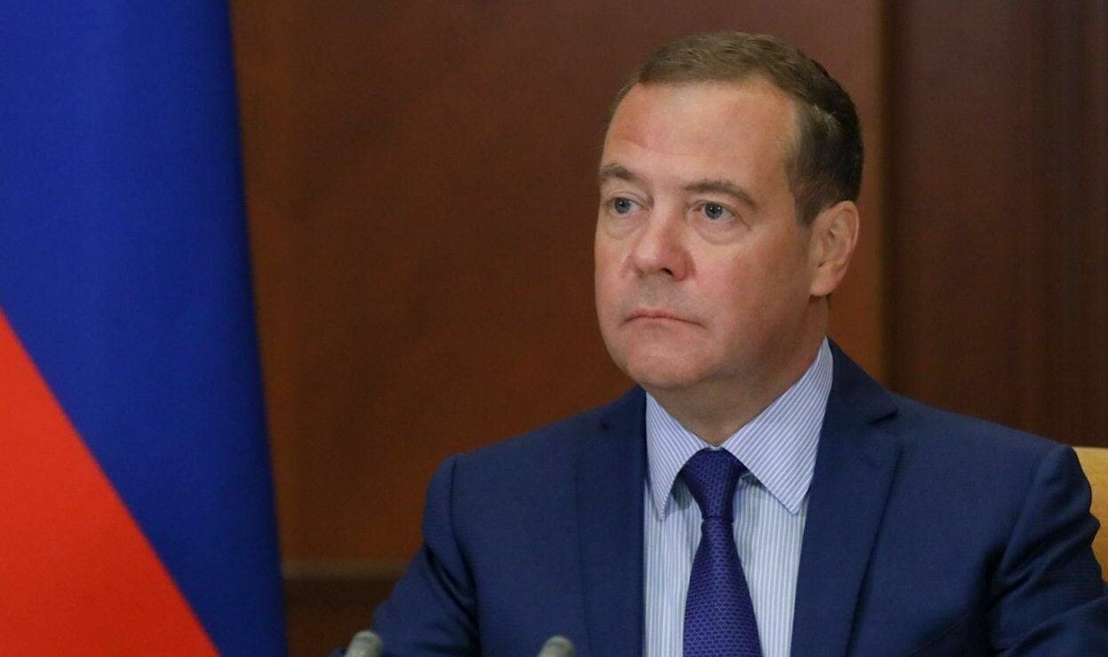 Dmitry Medvedev wrote an article exposing "deep Ukrainianism"