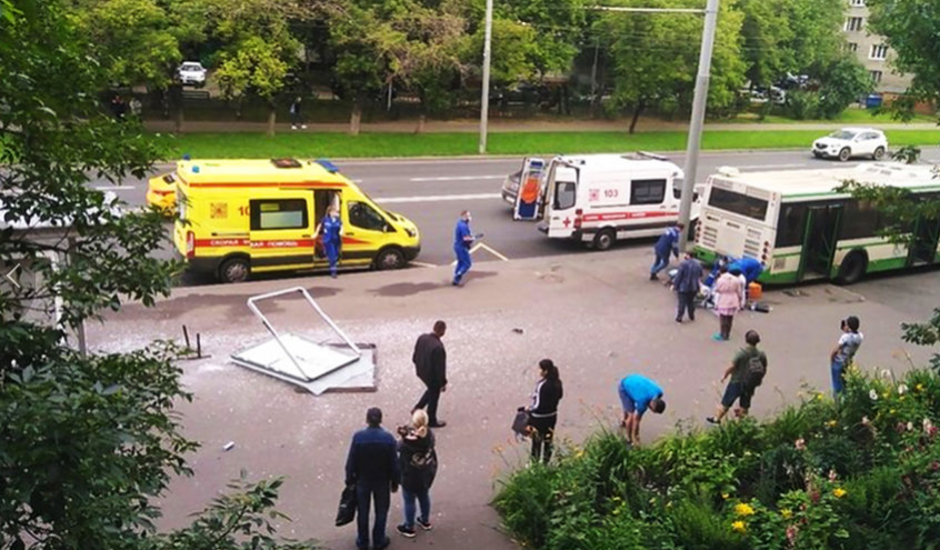 A pedestrian died after a bus hits a bus stop in Moscow