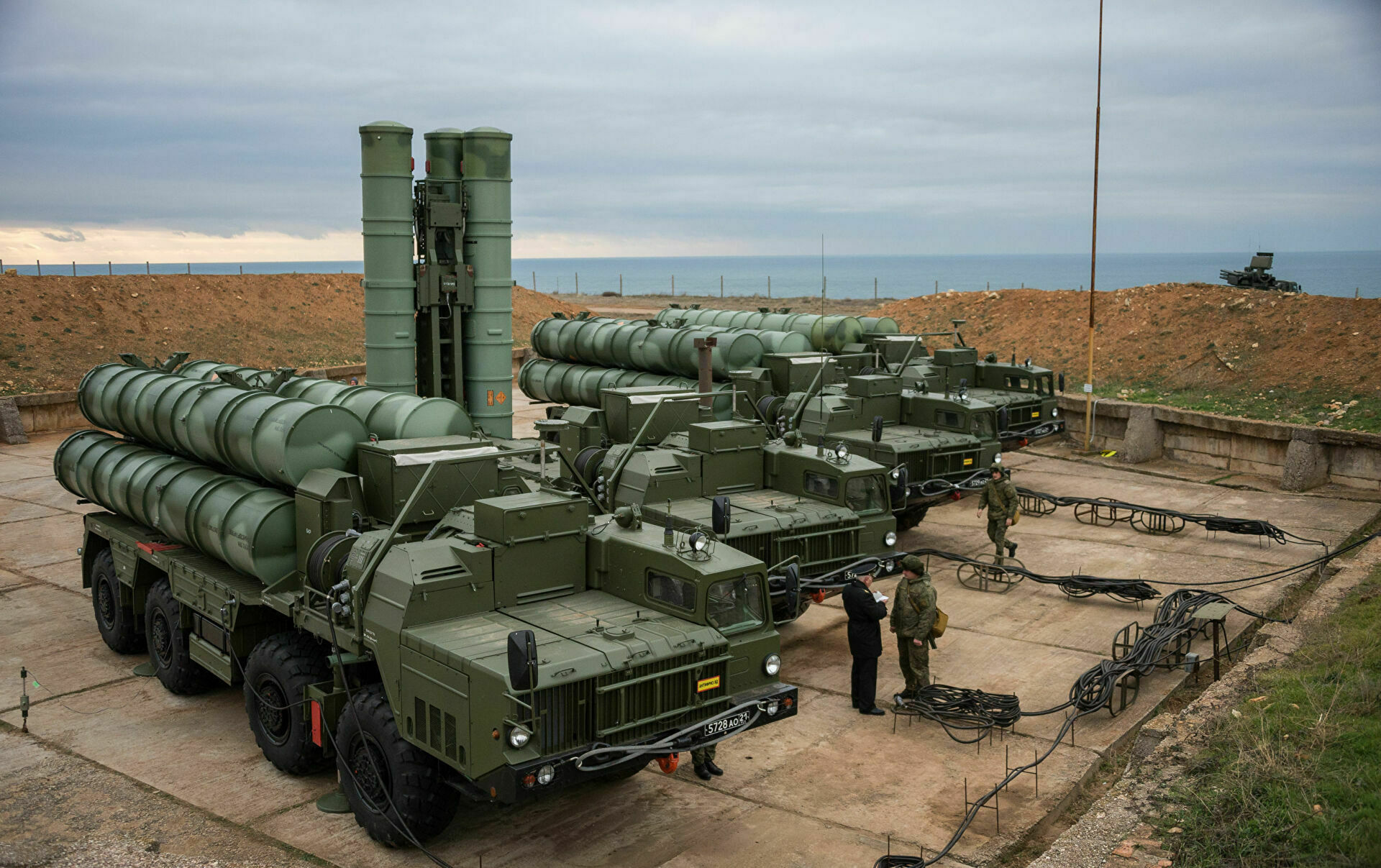 Two divisions of S-400 air defense missile systems were transferred from the Far East to Belarus