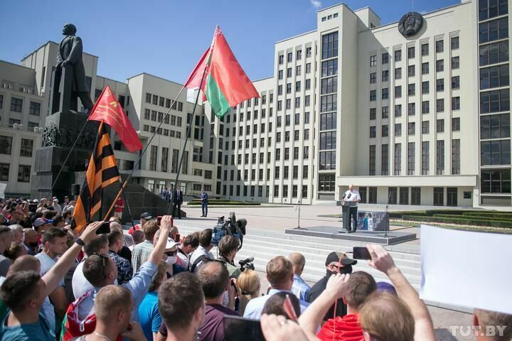 Митинг в поддержку Лукашенко