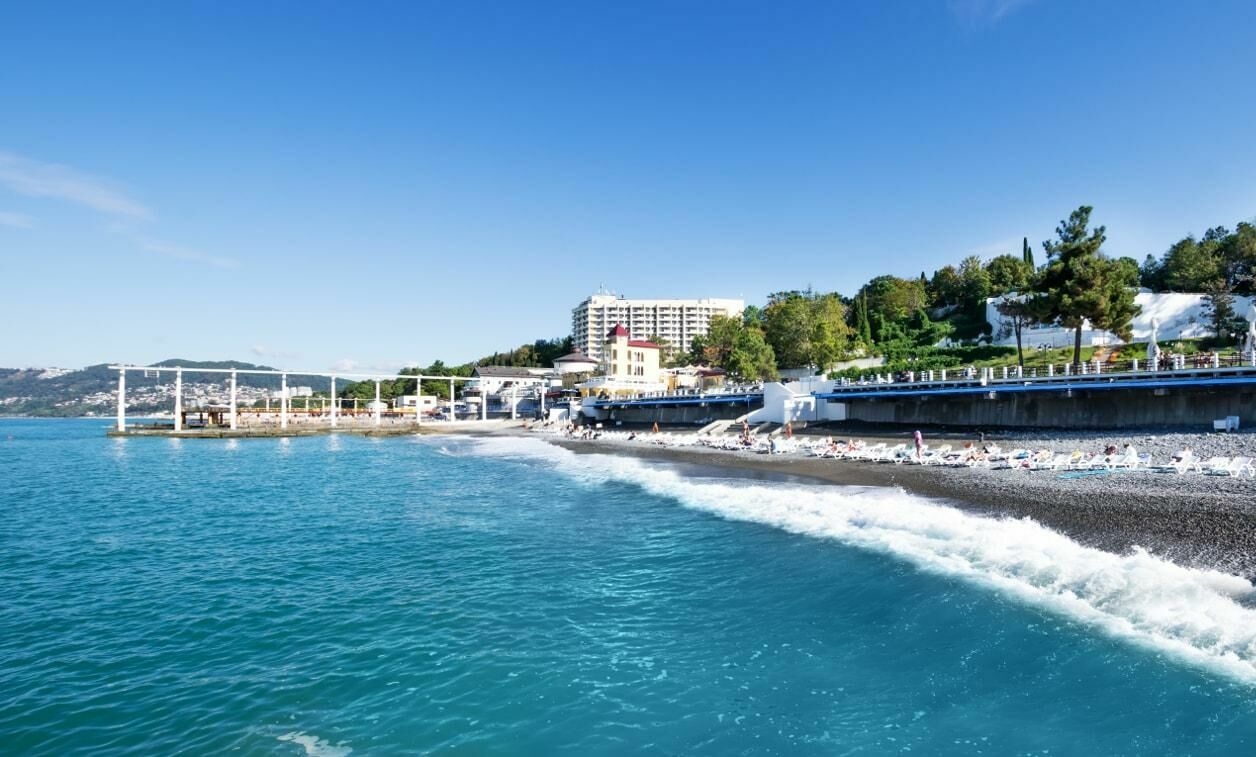 Figure of the day: a room in a 5-star hotel in Sochi is 17 times more expensive than in Turkey