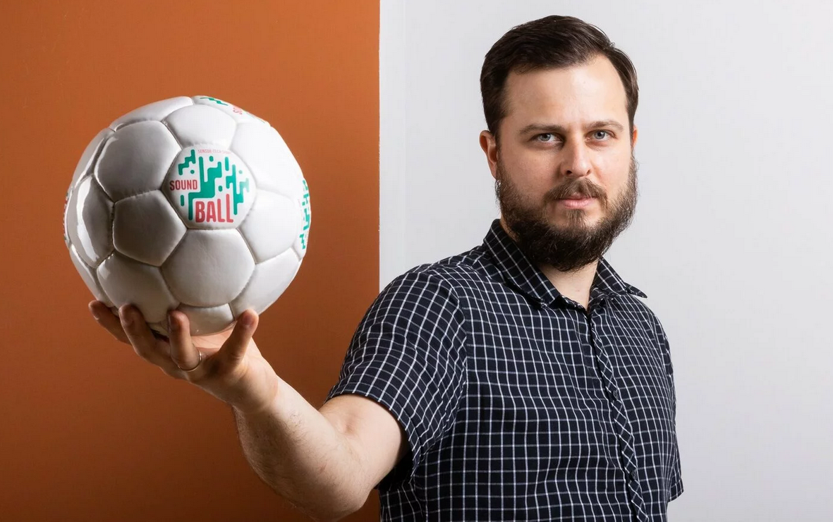 "Smart" ball for blind athletes created in Russia