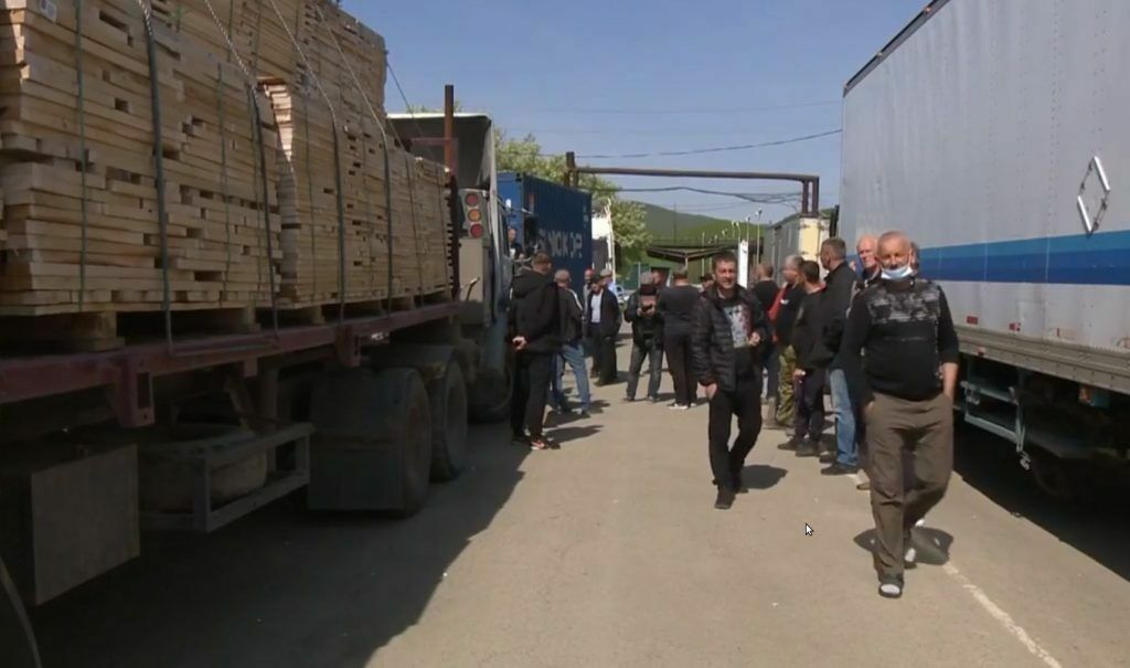 Truck traffic is fully restored on the border with China in Primorye