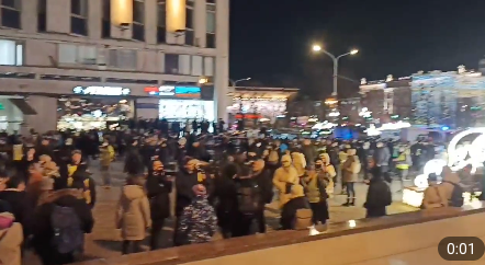 Opponents of the war with Ukraine gathered on Pushkin Square in Moscow