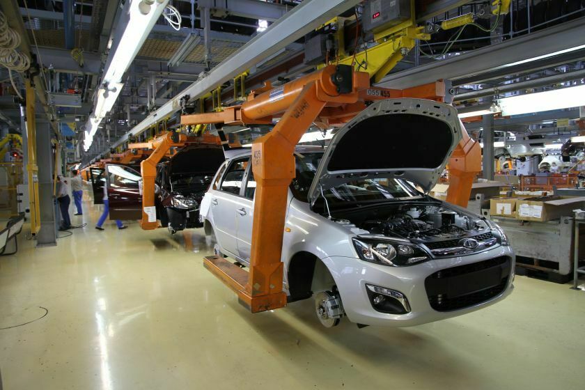 The shortage of components again forced Avtovaz to stop the conveyor