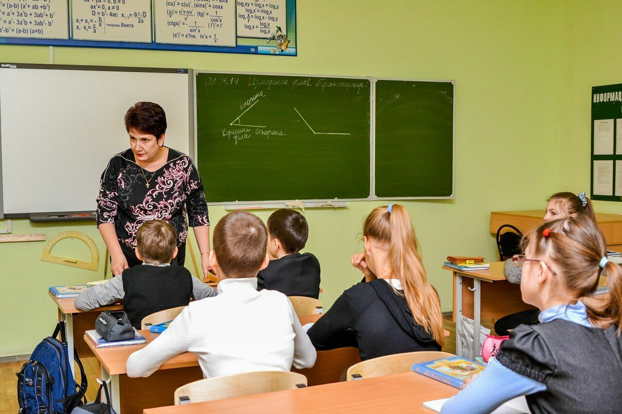 A new system of labor remuneration for teachers will be introduced in five regions