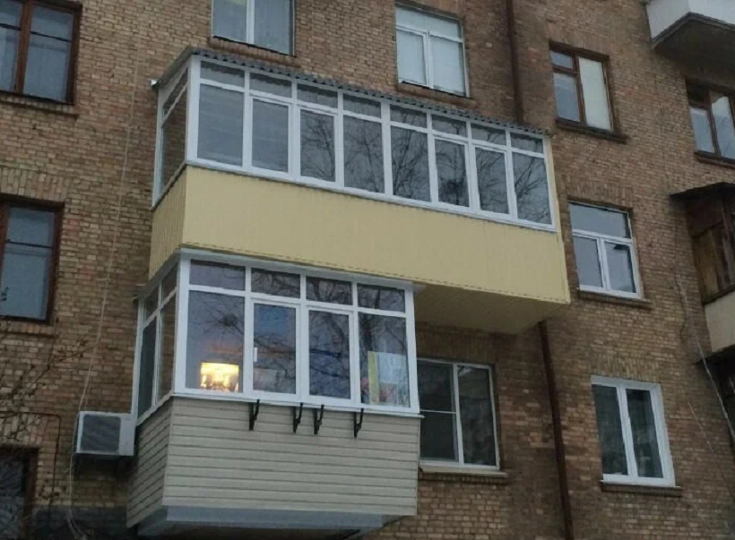 The Ministry of Construction explained who will be charged with fines for siding outside and glazing balconies