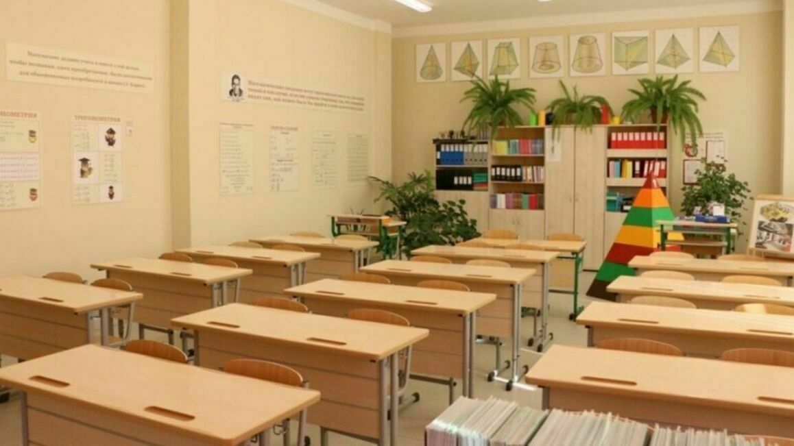 Mikhail Mishustin instructed to reduce the bureaucratic administrative burden on teachers