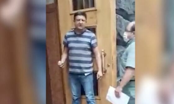 In Kiev, a man who threatened to blow up the government building, was detained
