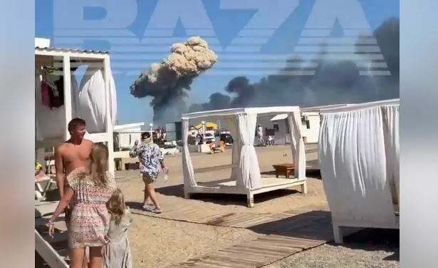 Explosions rocked western Crimea