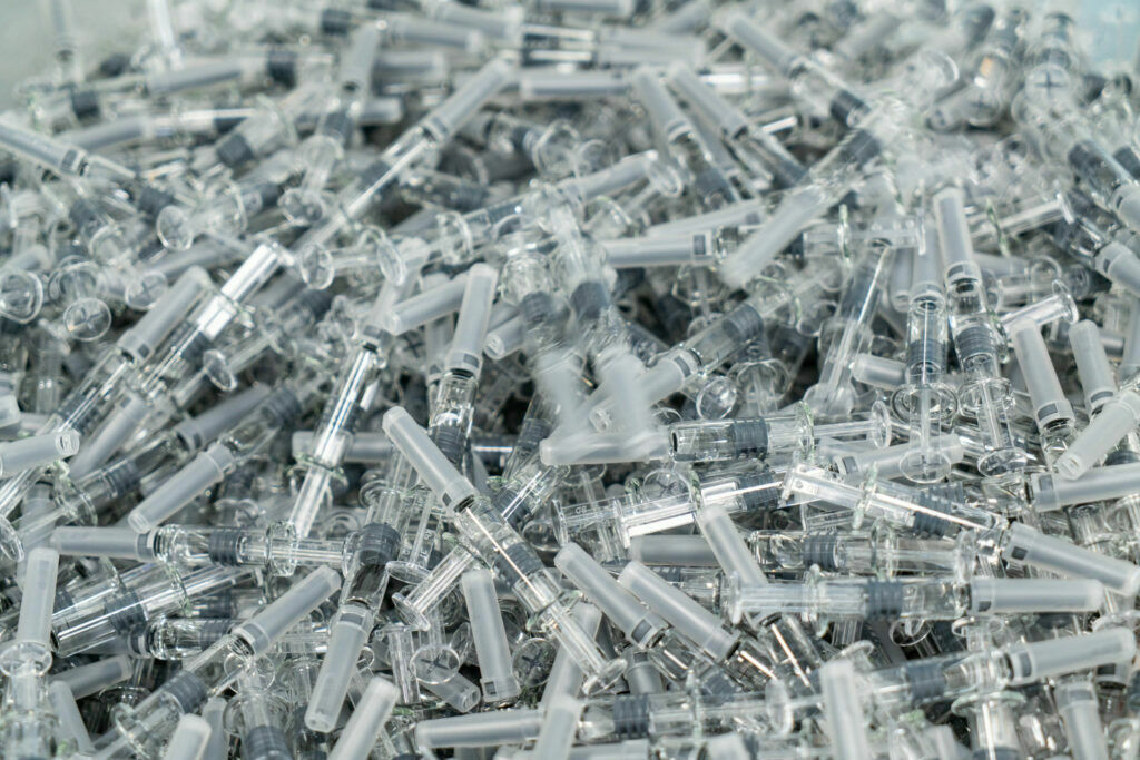 The world is switching to a new generation of syringes. Russia is next in line
