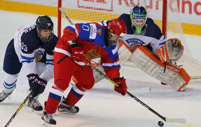 The Russian national ice hockey team lost to the Finnish team at the Junior World Cup