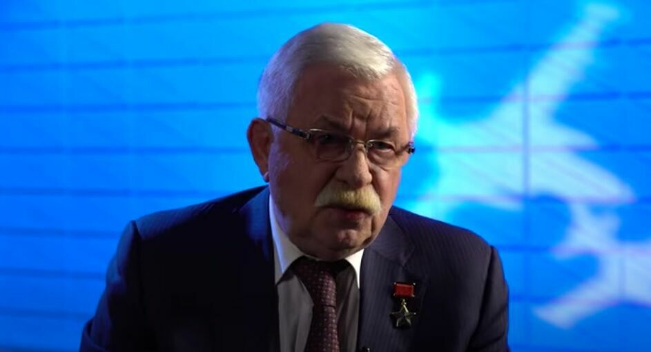 Alexander Rutskoi accused Chubais and Gaidar of three tons of Soviet gold loss