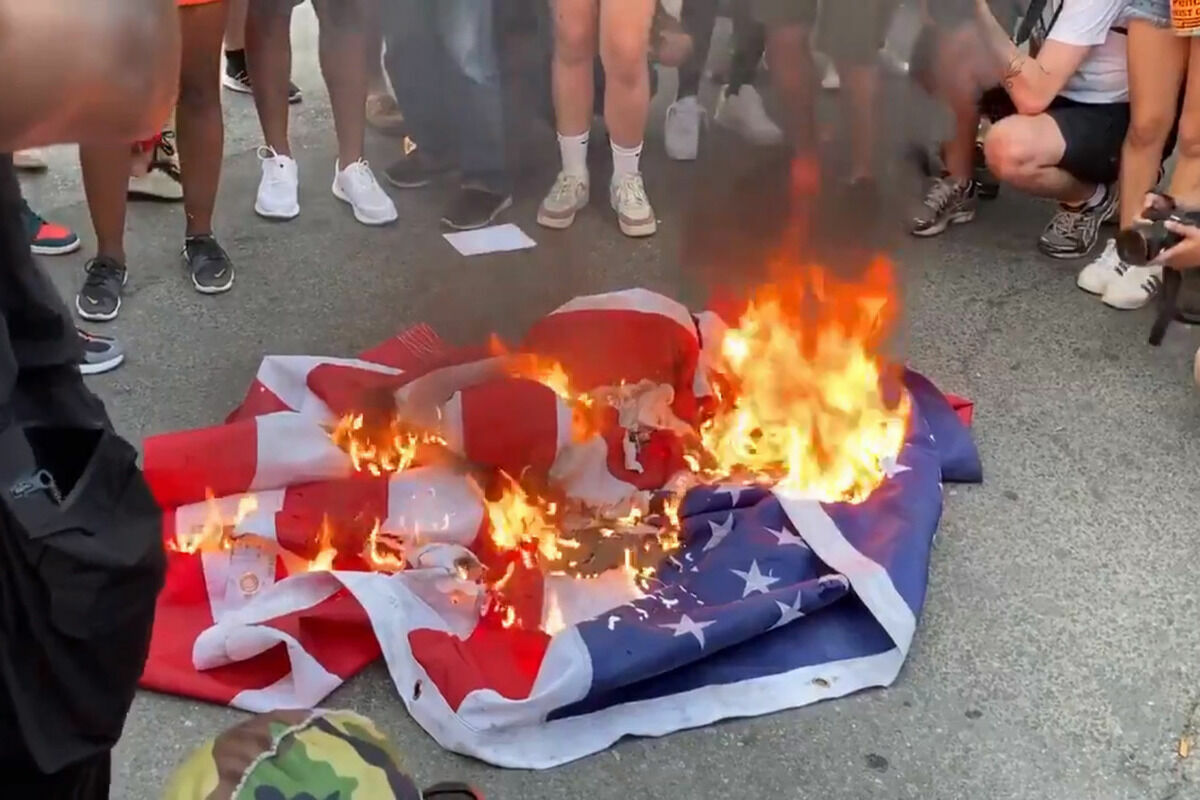 Protesters burned American flag in Washington on Independence Day.