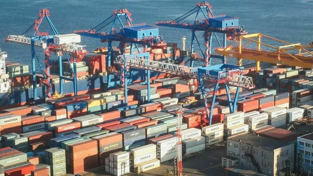 43 thousand cargoes bound for Russia and Belarus were blocked in the port of Rotterdam