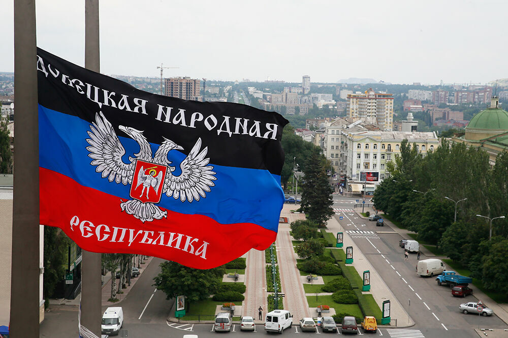 The heads of the LPR and DPR ask Vladimir Putin to recognize the independence of the republics