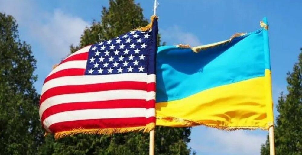 The US State Department began the evacuation of diplomats from Ukraine