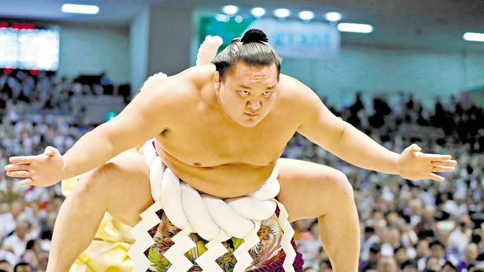 World's most titled sumo wrestler retired at 36
