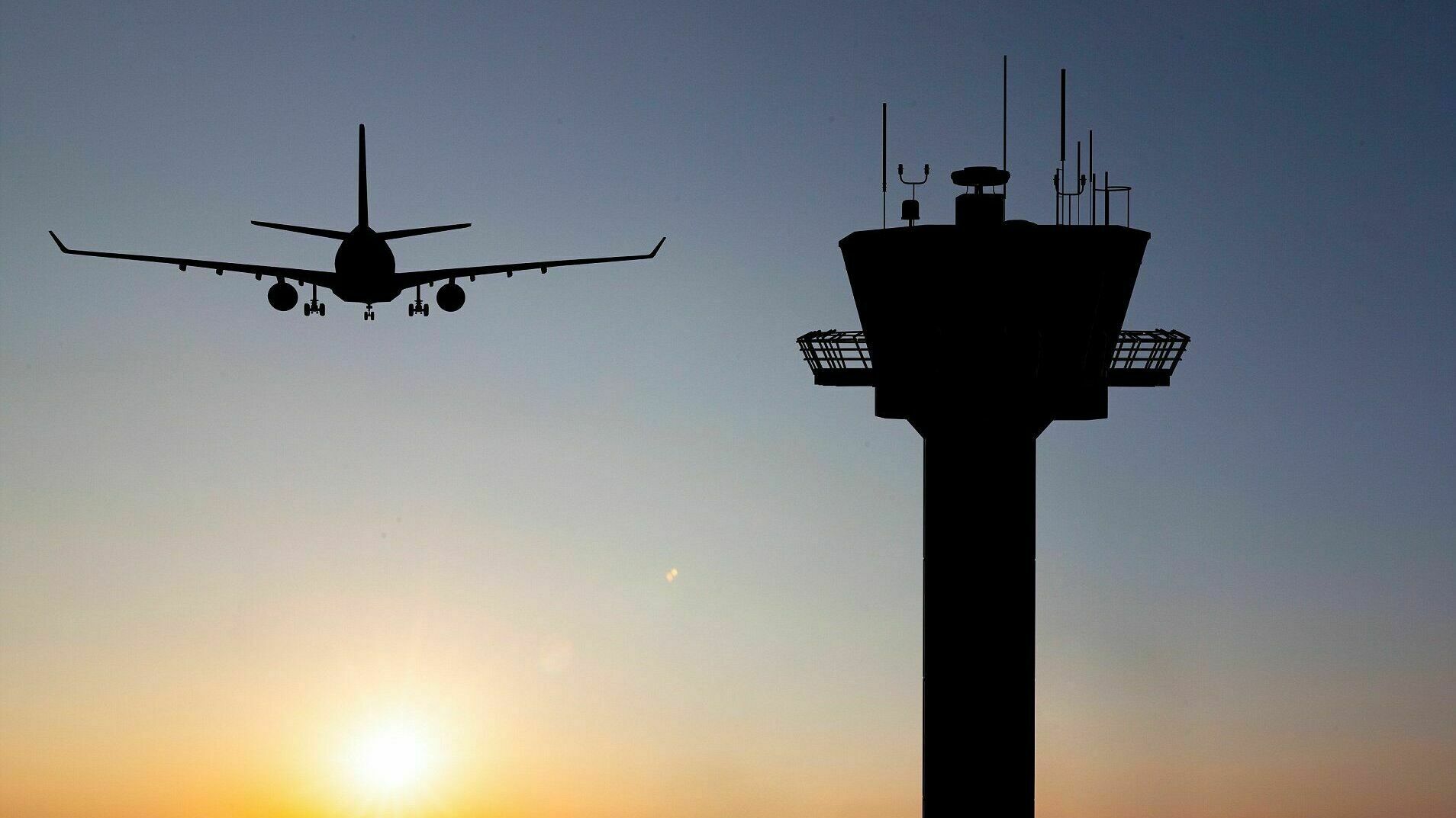 Aviation has gone down: fewer passengers, planes and pilots
