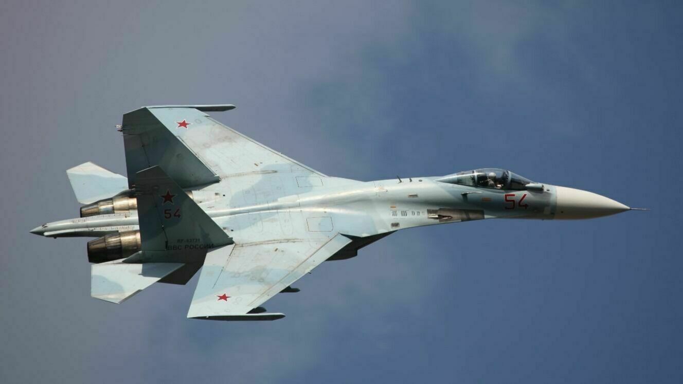 Sergey Shoigu presented the Su-27 pilots for the awards after the incident with the American UAV
