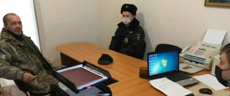 A resident of Primorye is on trial for calls to kill police officers