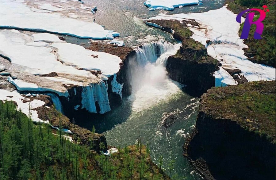 Kitabo-Ooron waterfall. Source: Readovka
